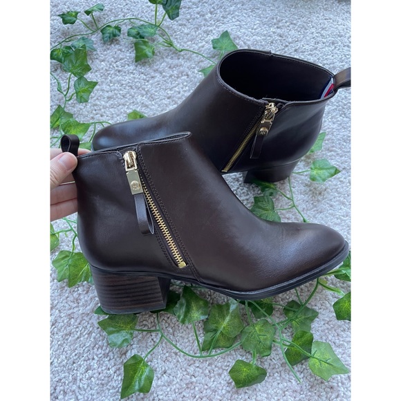 Tommy Hilfiger Shoes - 🌿 NWOT Tommy Hilfiger Brown Leather Booties